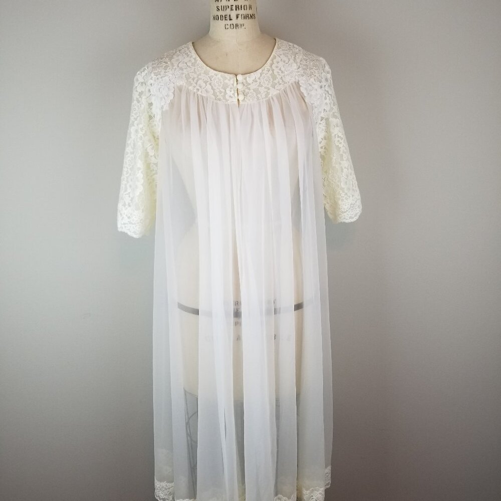 Vintage 1950's Pale Cream Lace Trimmed Sheer Peignoir by Shadowline ~ Ladies Sm